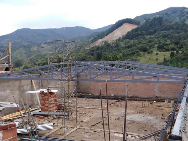 Cubiertas y estructuras metálicas 4