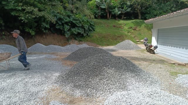 Suministro de materiales 8
